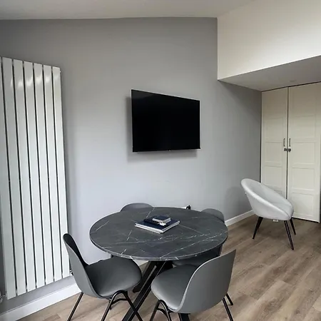 Ferienhaus Ravenscourt House *