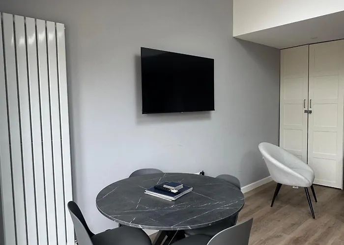 Ferienhaus Ravenscourt House *