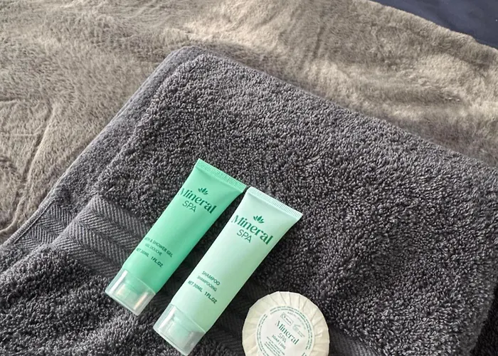 Ravenscourt House * Bristol