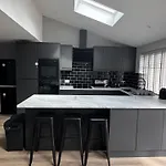 Ravenscourt House Бристоль